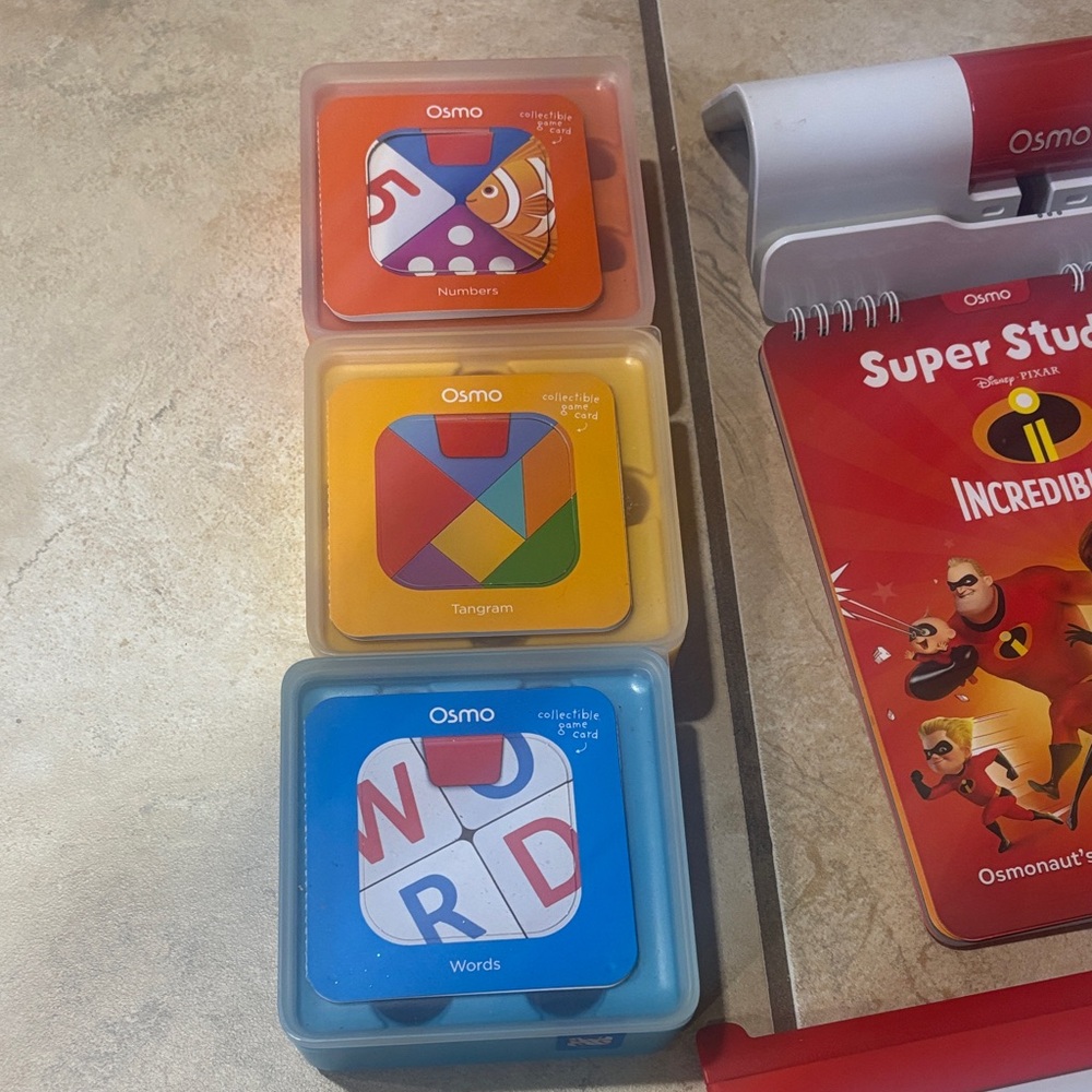 Osmo Kids Learning Toy Set - Red, Blue, Yellow - Picture 2 of 5